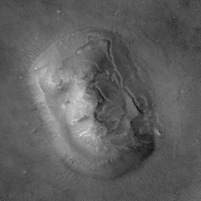 images%5Cface_mars2.jpg